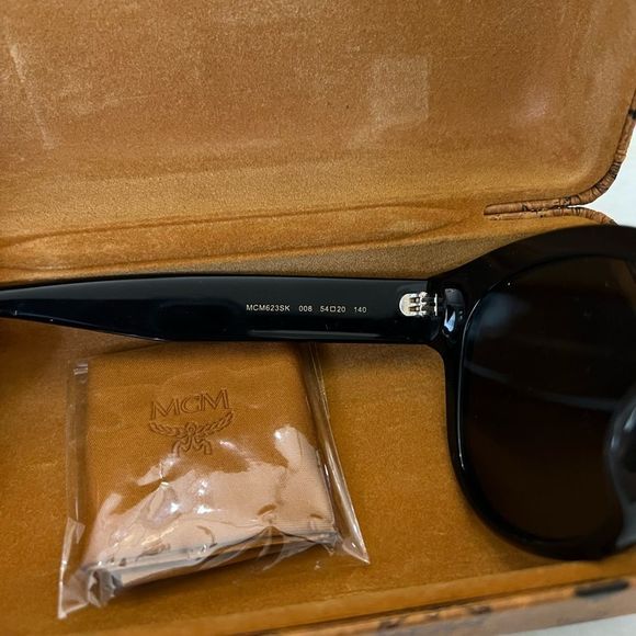 MCM 54MM square SUNGLASSES - Picture 14 of 17